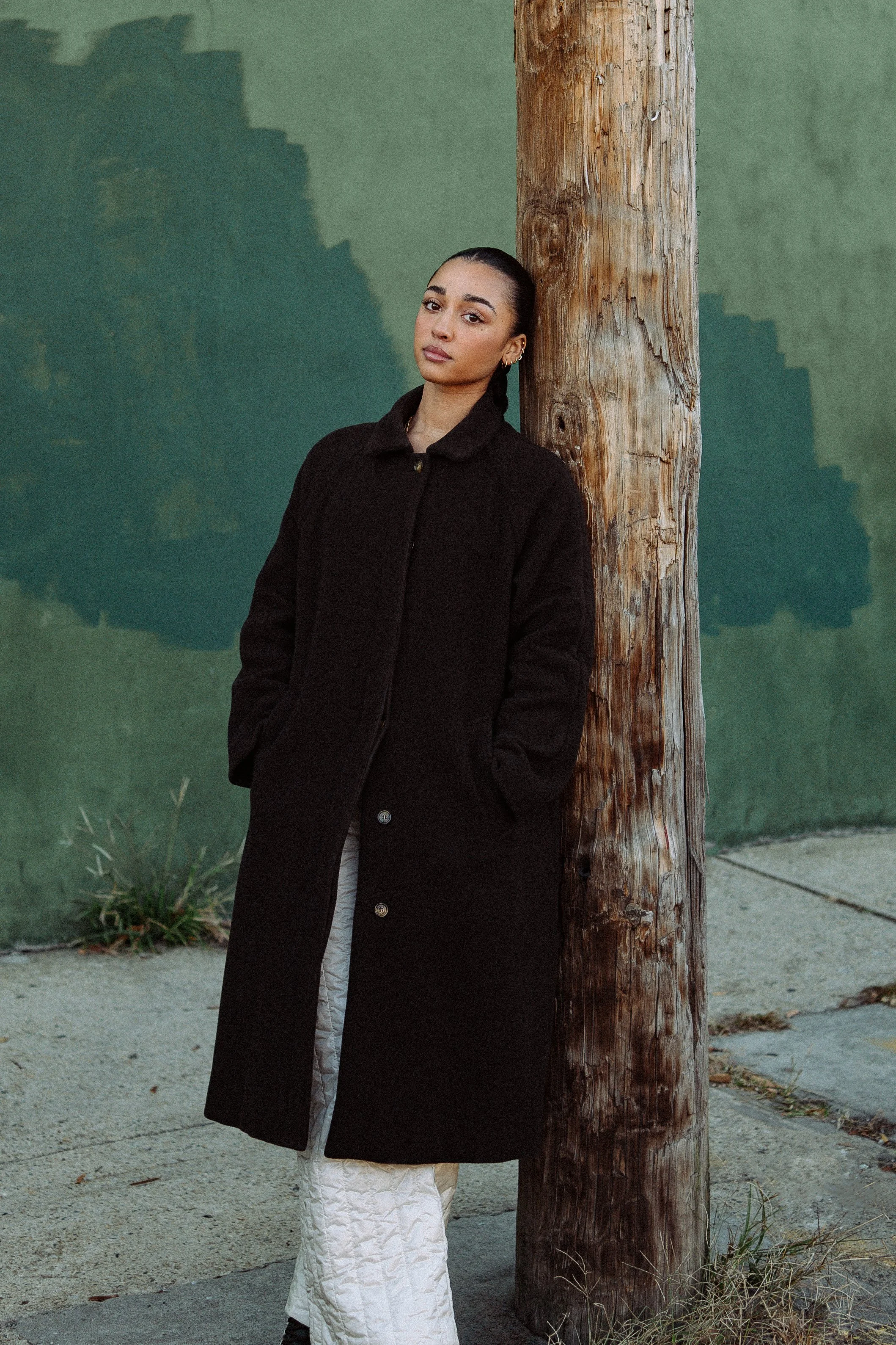 Danielle Cathari — DAAN ZAHRADNIK